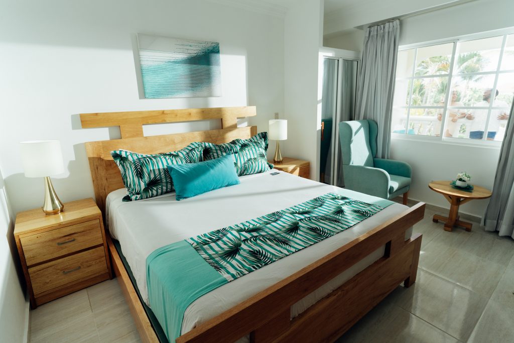Crown & Residence Suites